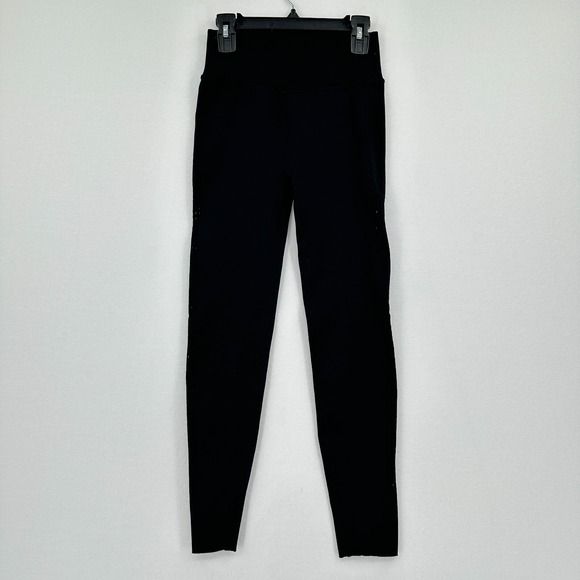 Fabletics Sculptknit Leggings Womens‎ XS Black Yoga Gym Compression Athletic - Picture 1 of 4